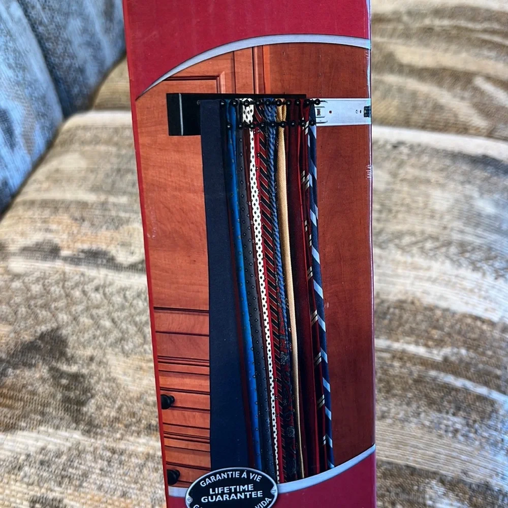 Rev-A-Shelf Side Mount Tie Rack